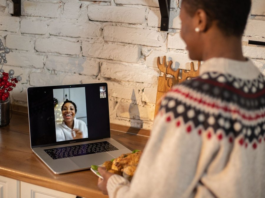 A student in a one to one online lesson